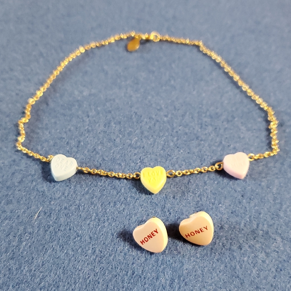 Avon Vintage 1970's Goldtone and Blue, Pink, Yellow CandyHeart Charm Jewelry Set